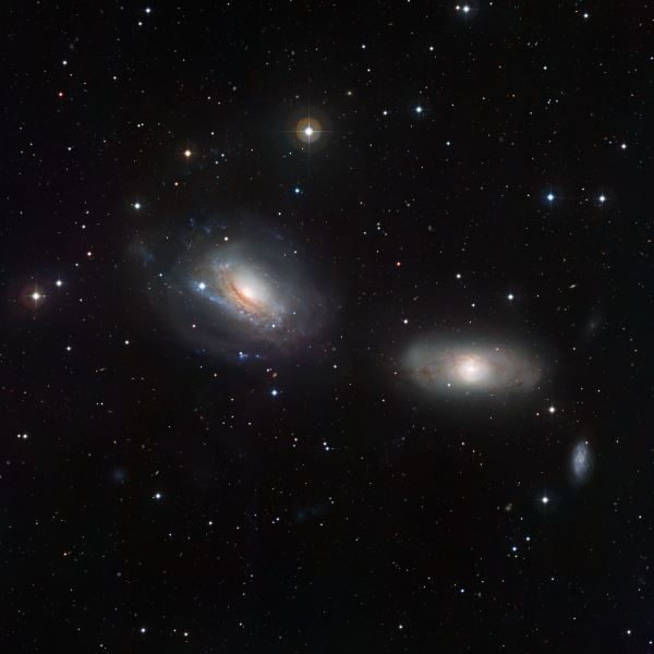 [NGC 3169, NGC 3166 / 큰개자리(Canis Major) ⓒ ESO / La Silla Observatory ]