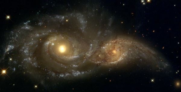 [NGC 2207, IC 2163 / 큰개자리(Canis Major) ⓒ NASA / HST]
